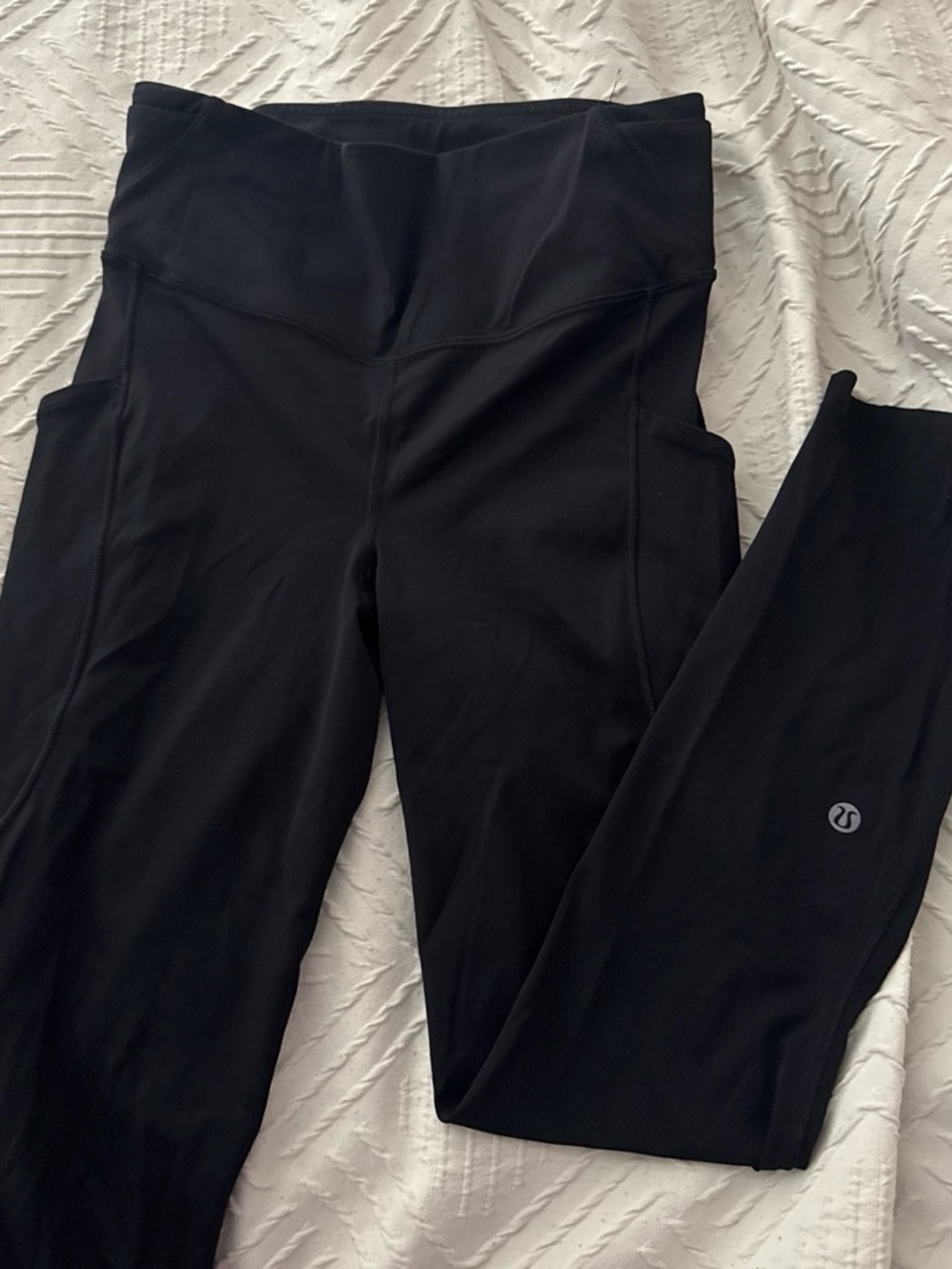 lululemon athletica Black Leggings with Side Pocket
